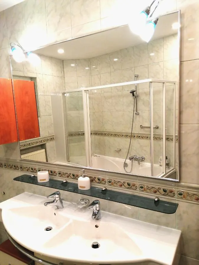 Diamond Apartments Βουκουρέστι 0*,  Ρουμανία